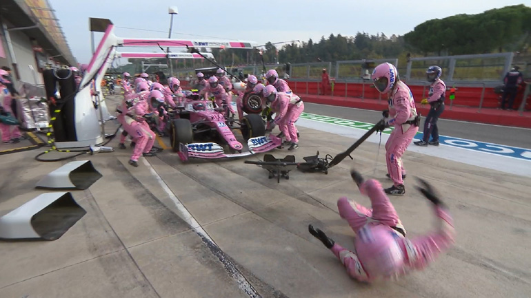 Ο Stroll παρέσυρε τον μηχανικό του μέσα στο pit box